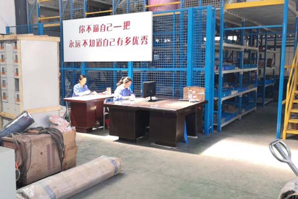 天游ty8线路检测中心喷粉房工厂